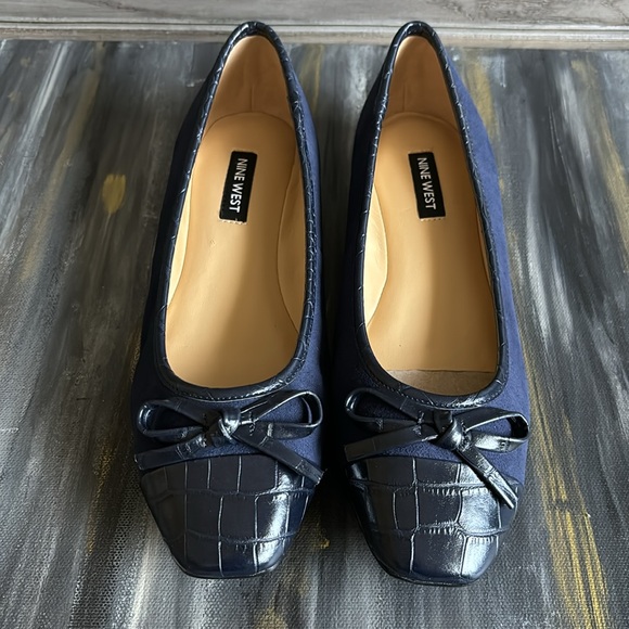 New In Box Nine West Ballet Flats - Picture 4 of 11